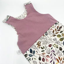 Load image into Gallery viewer, Vintage Leaves/Old Pink Twist Top Outfit
