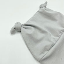 Load image into Gallery viewer, Plain Grey Double Knot Hat
