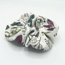 Load image into Gallery viewer, Vintage Leaves Scrunchie
