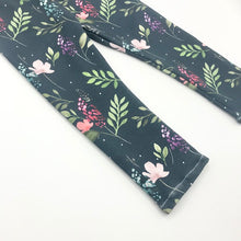 Load image into Gallery viewer, Florie Skinny Leggings
