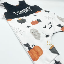 Load image into Gallery viewer, Spooky Season/Black Twist Top Outfit
