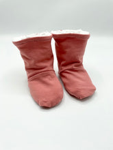 Load image into Gallery viewer, Plain Pink Winter Booties
