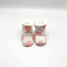 Load image into Gallery viewer, Pig Winter Booties
