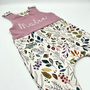 Vintage Leaves/Old Pink Twist Top Outfit