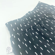 Load image into Gallery viewer, Black Dash Leggings

