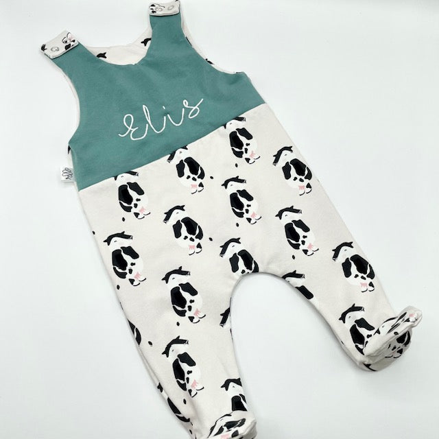 Cow/Green Footed Twist Top Outfit