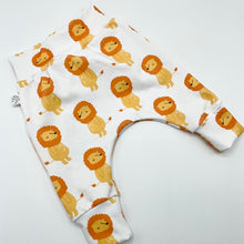 Load image into Gallery viewer, Lion Harem Leggings
