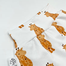 Load image into Gallery viewer, Giraffe Harem Leggings
