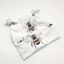 Load image into Gallery viewer, Bees Double Knot Hat
