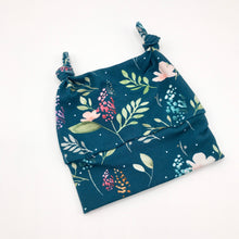 Load image into Gallery viewer, Florie Double Knot Hat
