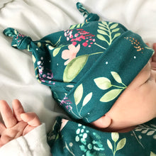 Load image into Gallery viewer, Florie Double Knot Hat
